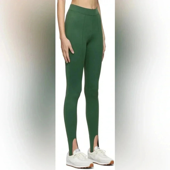 Norba Green Velour Stirrup Leggings‎ Size XS Stretchy High Rise Green - Picture 1 of 10